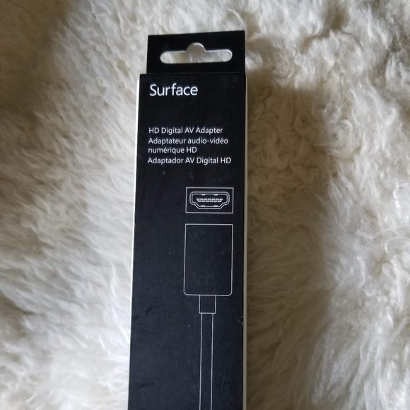 HD digital AV adapter for Surface RT, NWT - Picture 2 of 5
